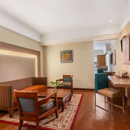 Novotel Семаранг Екстериор снимка