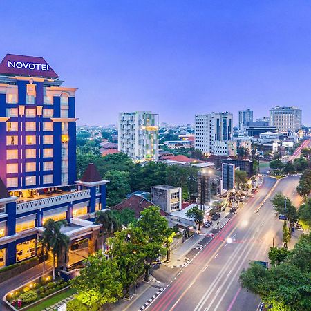 Novotel Семаранг Екстериор снимка