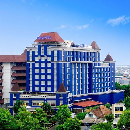 Novotel Семаранг Екстериор снимка