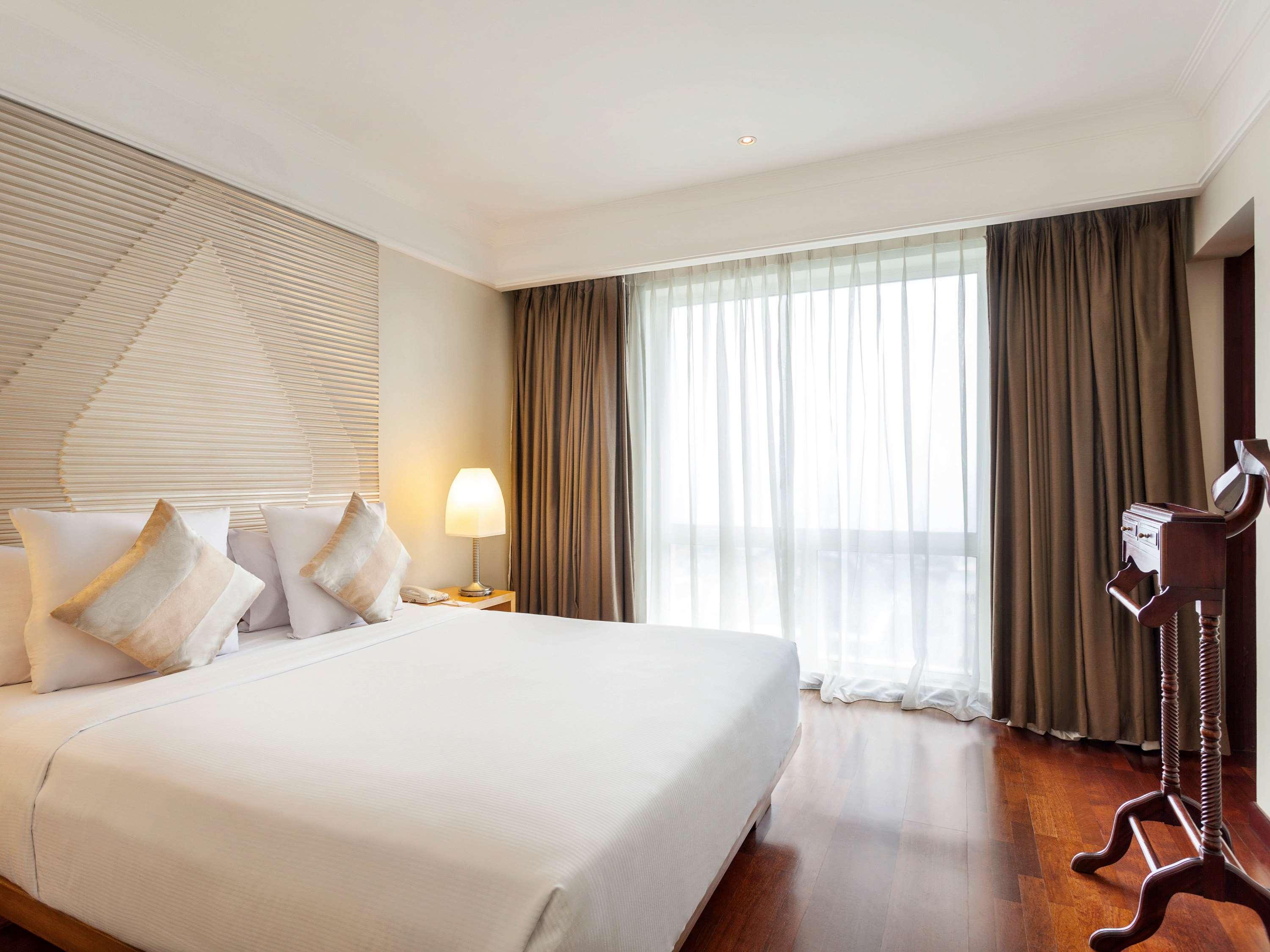 Novotel Семаранг Екстериор снимка