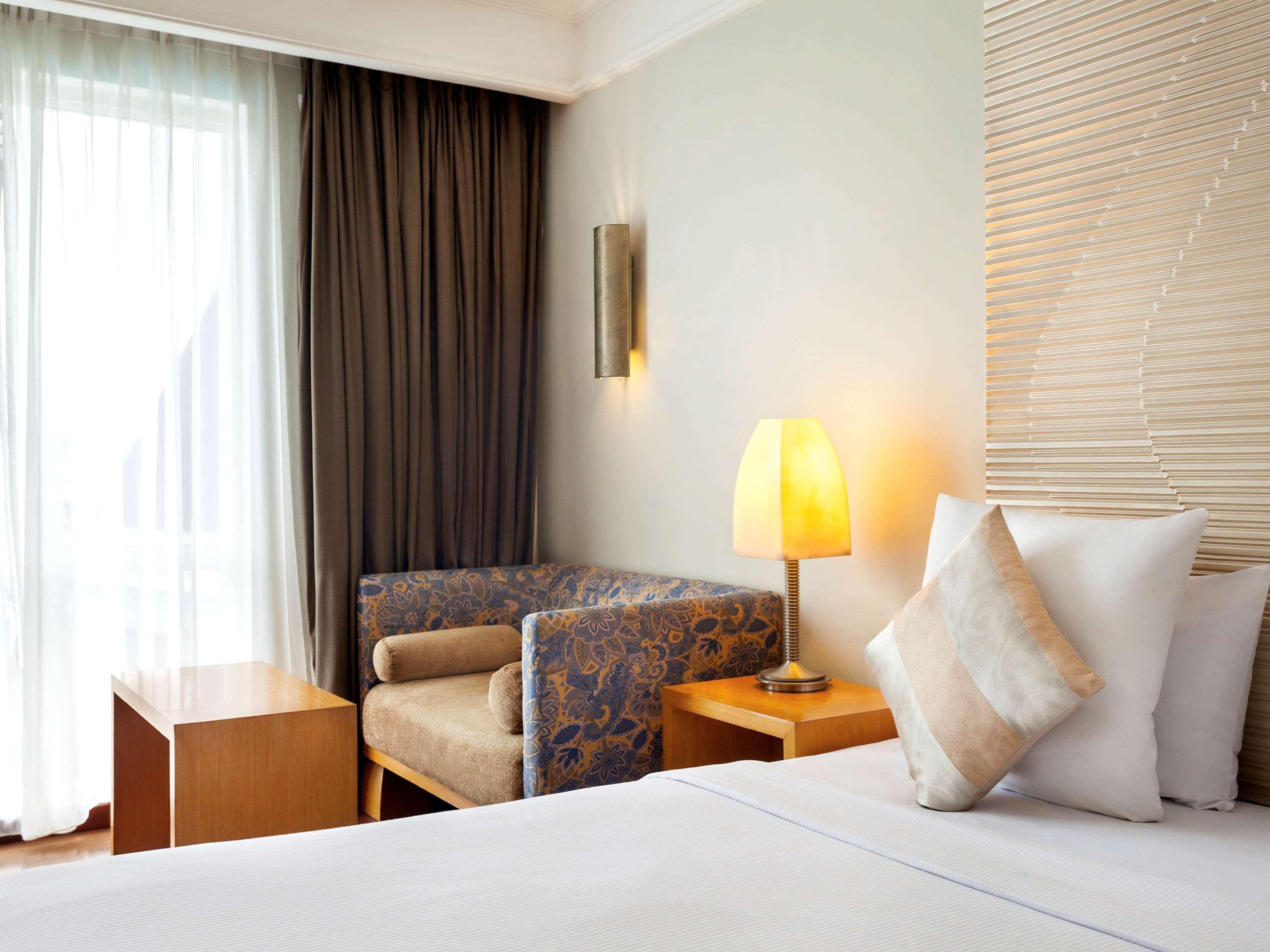 Novotel Семаранг Екстериор снимка