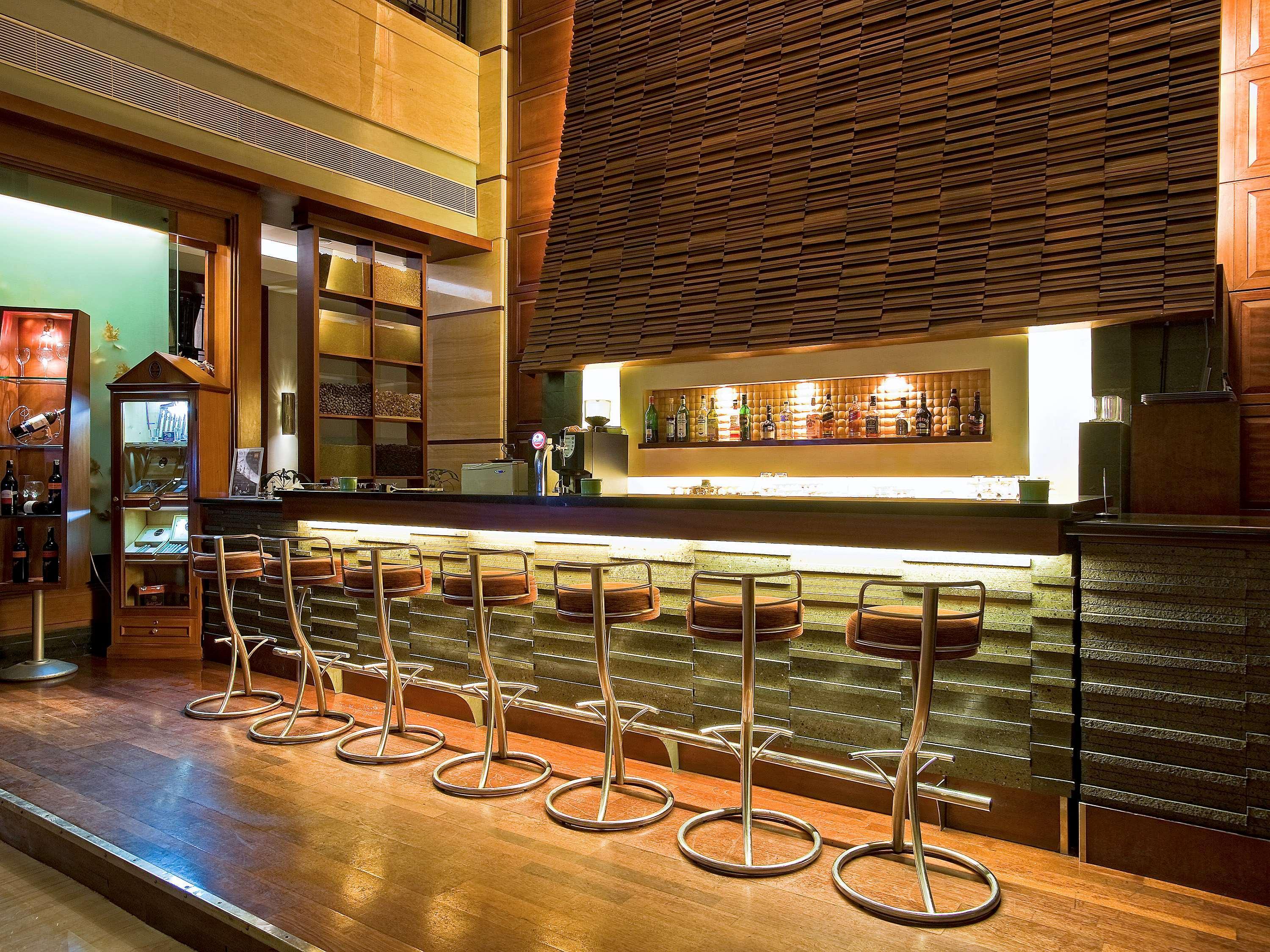 Novotel Семаранг Екстериор снимка